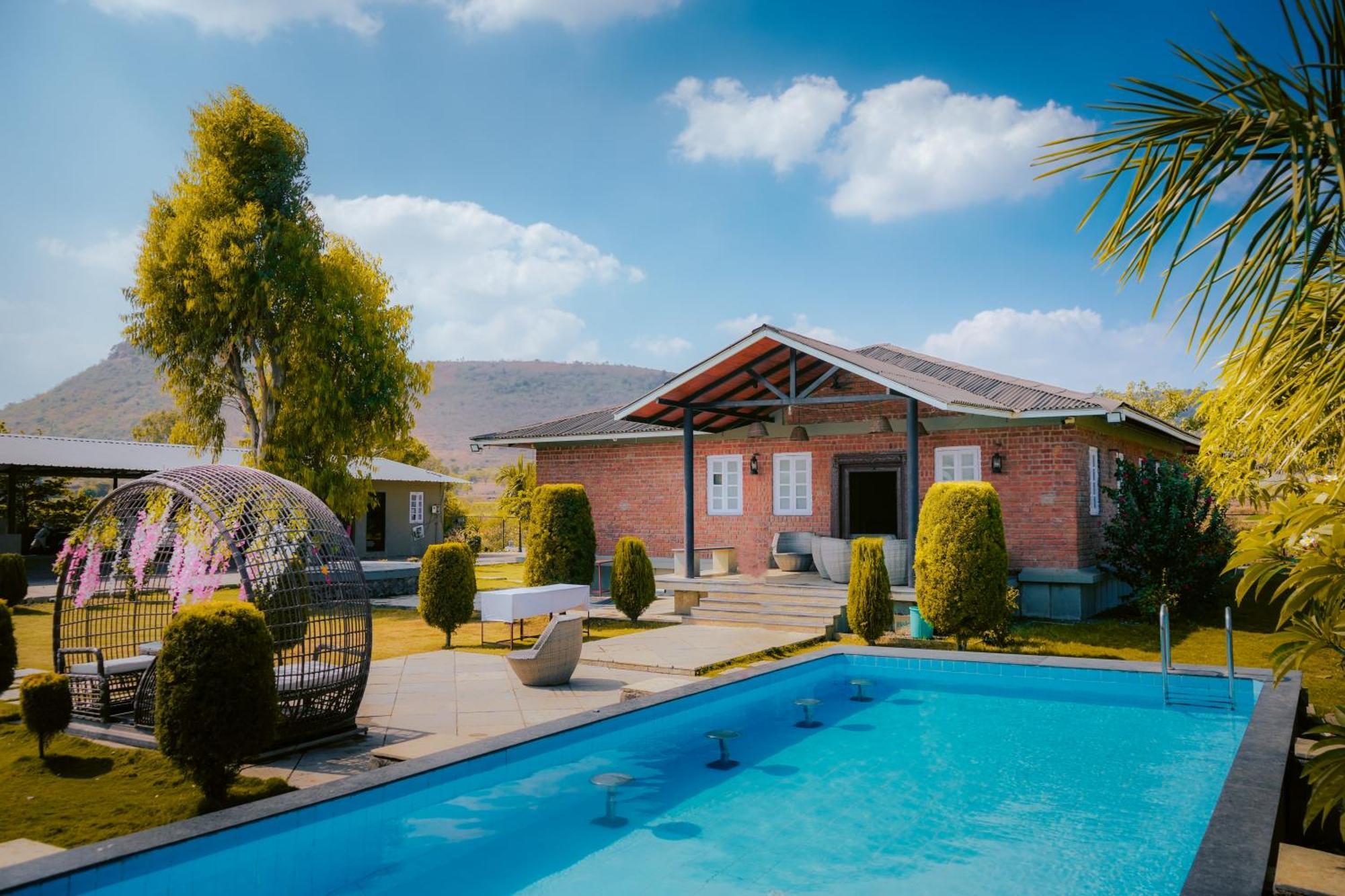 The Earth Farm Nashik Exterior foto